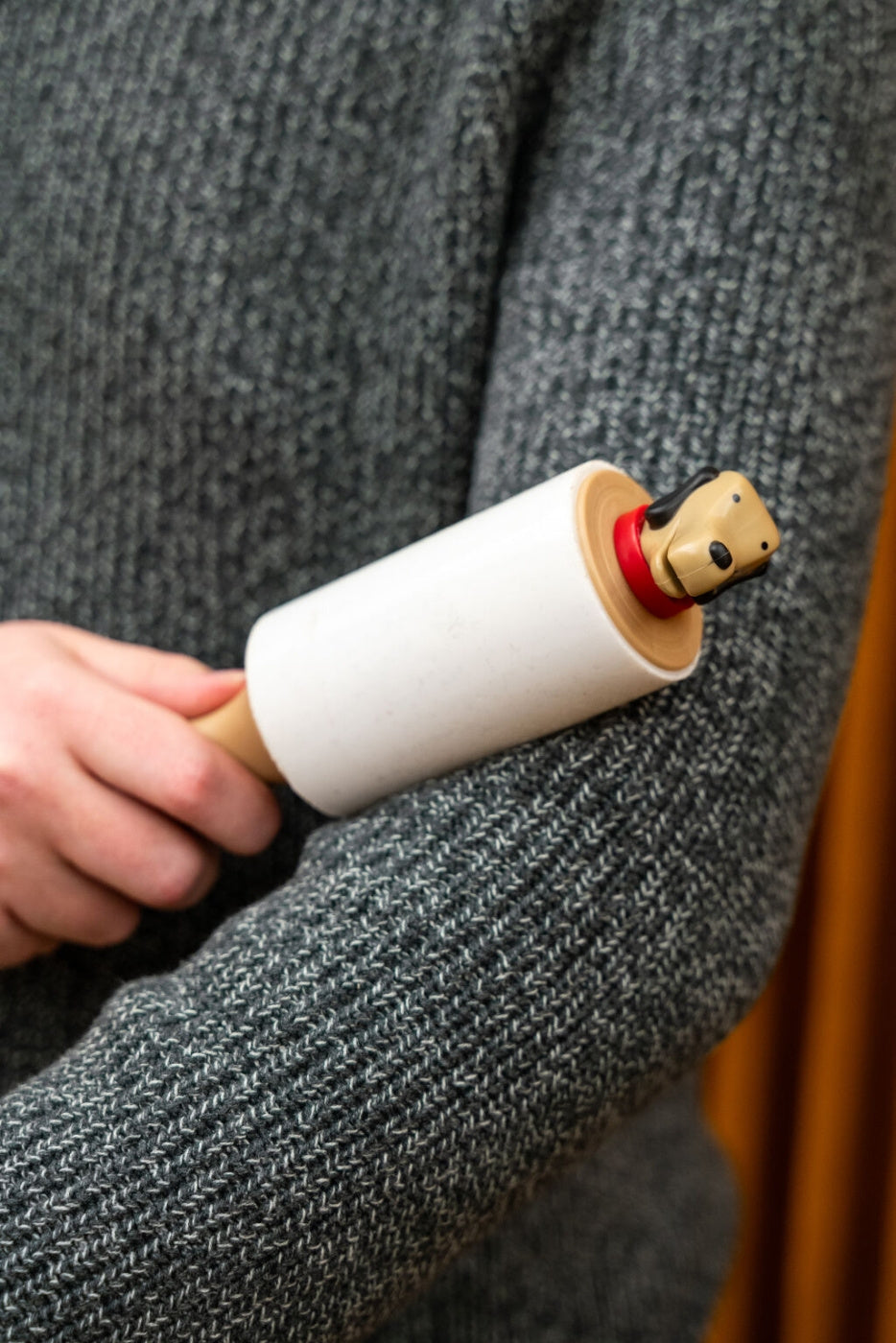 KIKKERLAND Kobe Lint Roller Rouleau Anti-Peluches Réutilisable Forme Chien